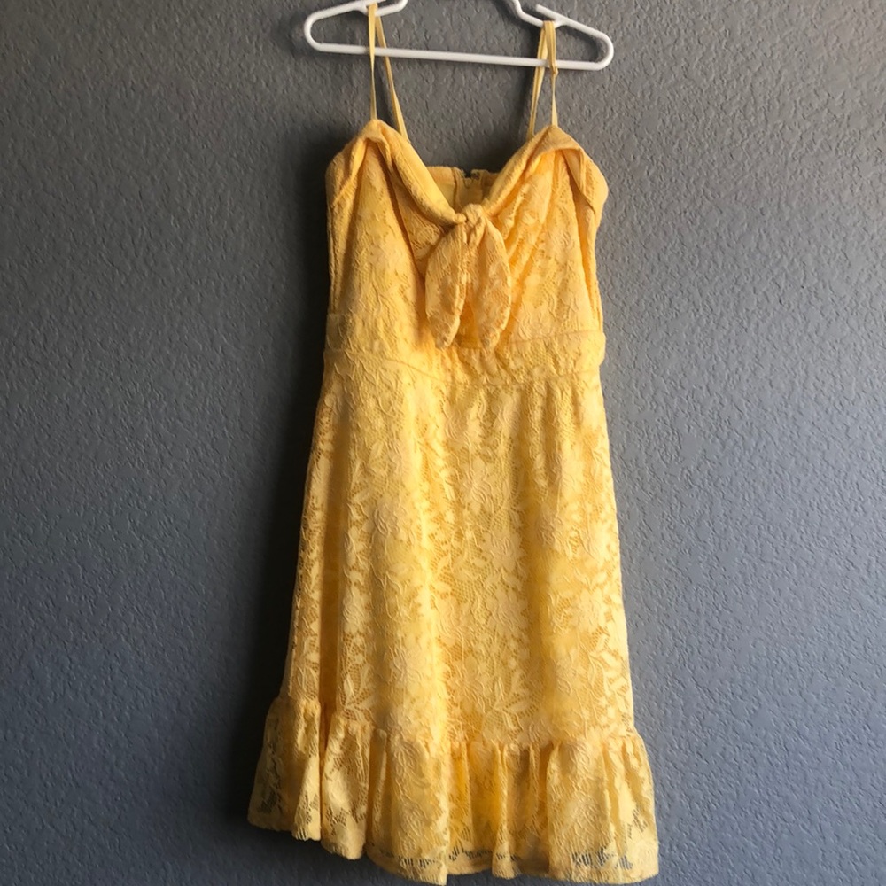 Worn once at wedding